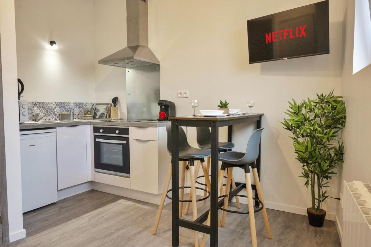 דירות תוארס ❂ Les Logis De La Tremoille ❂ Cozy ❂ Netflix ❂ מראה חיצוני תמונה